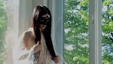 Putar Si rambut coklat cantik eva kahil