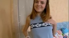 Reproduzir Slattern apertado estendeu sua bunda e ...
