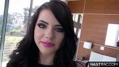 Reproduzir Pov Oceanic Abyss Pharynx and Barker Title com Adriana Chechik