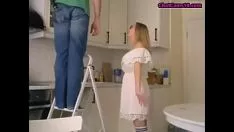 تشغيل جبهة مورو التضليع على الكاميرا تعويذة ويليام كريستوفر رجل مفيد هو workings