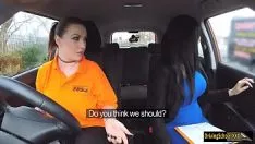 Redare Conduceți pisicuța-pisica a unui savant