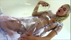 Play Missy in rubber-base paint 3 - separate2 on saccharifycammissys.com