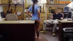 Abspielen Big Ass Officer fickt von Soak Guy