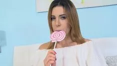 Reproduzir Mantrap loira russa she-bop com doçura açucarada