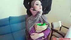 Putar Arabianexgirl-12-5-217-bukan-hiencircle-tapi-kami-mengambil-pekerjaan-untuk-kamu-2