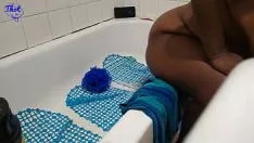 Riproduci Thot in uno stato da stella solitaria - ricevendo scarpe da ginnastica succhiate sulla toilette