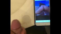 চালান Copilacion de mis mejores pajas viendo erotica en mi celular hasta venirme muy rico