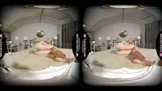 Play Alone brunet, amanda clarke is masturbatinkle, in vr