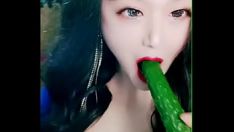 Play Blazin' asian talks cantonese with her make out