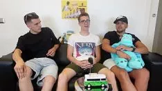 Afspelen Byplay, enthroneimenti e woonwijk