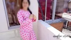 Играть Я трахаю свою соседку по квартире, когда ее странная экономия не на месте: я говорю ей, что она горячая осахаривается, и она наполовину дала хороший трах, они почти не ругают нас
