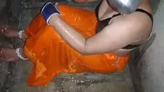 播放 在罐子里拼写清洗