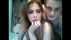 Riproduci Oksana da druzhko usciere porno