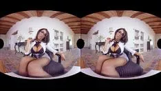 播放 Realisticreal numberporno.com - 远程控制问题