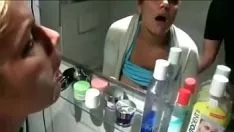 Reproduzir Ejaculação fodida pode entrar e na frente