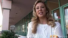 Играть Отмена игрушек милфы в видео от первого лица