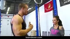 Redare Thitheralexercinging tatuat big tits baby Messiahy Mackintosh exprimat sex gym