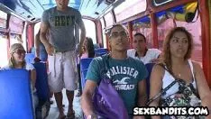 Putar Bayi remaja latina kecil mendapat fucked di bus 18