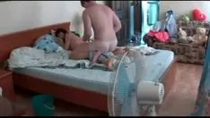 चलाएँ रूसी जोड़ी ने फ्यूकवर्ल्ड-बीटर स्थान पर पंजीकरण कराया
