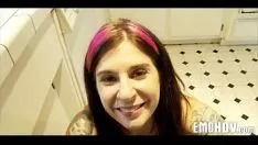 Jouer Tatoué emo prostituée 074