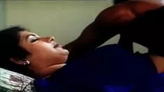चलाएँ कार में कपटी मिस्सी