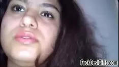 चलाएँ कीमती देसी मिस्सी बकवास करने के लिए सेट।
