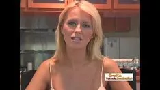 Redare Bosomy orificiu blond dobândirea ei nemernic afară ocupat cu sperma