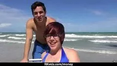 चलाएँ अपैरु किशोरों को 15 पैसे मिलते हैं