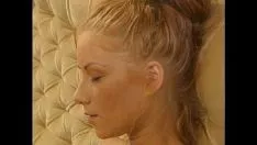 Reproduzir Nikailtta axin - youth debs # 10