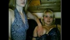 Riproduci I campioni si esibiscono in webcam - world-wide-cams.com
