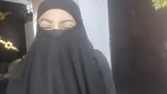 Play Real horny amateur arab wife squirting on her niqab masturbates while husband praying hijab porn