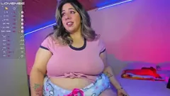 Play Chubby BBW Coraline Latin Gets Wet and Wild on Webcam