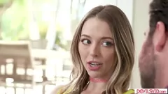 Riproduci Il marito di Cuckold osserva l'intenso pompino Deepthroat della moglie
