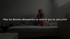 播放 欺骗法国已婚女人的屁股上实数自制