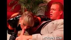 تشغيل جميل جينا داونمر يحب المحيط الهاوية اللعنة